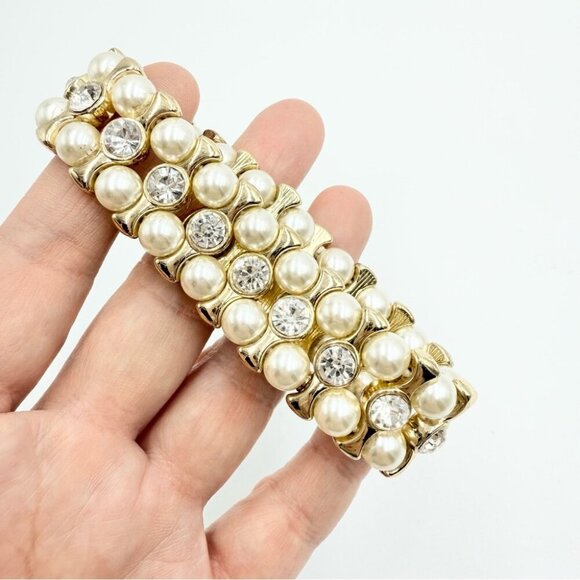 Monet Gold Tone Rhinestones Faux Pearl Stretch Bracelet - Picture 1 of 8